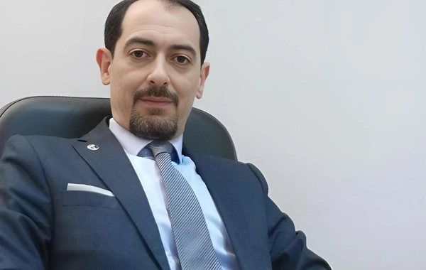 Mərhum Xalq artistinin oğluna İrandakı səfirlikdə yeni vəzifə verildi