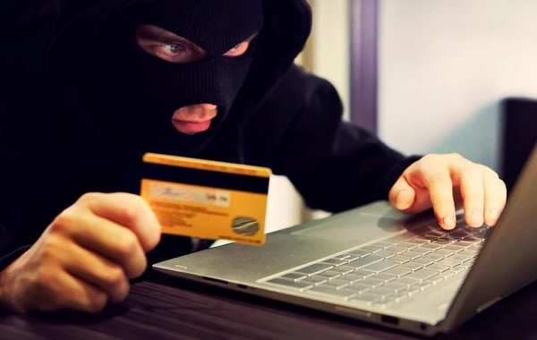 Новая афера в Азербайджане — банковские карты напрокат