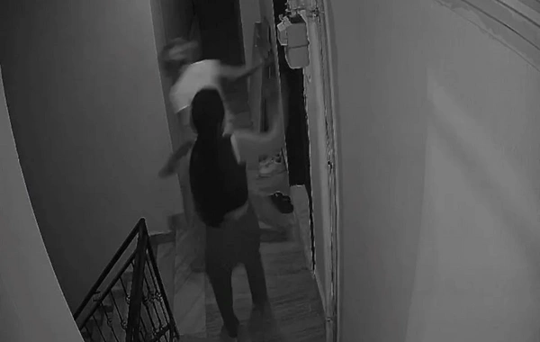 Müğənni Güllünün qatili olduğu deyilən qızı: "Qatil olsaydım məni buraxardılar?" Müğənni Güllünün qatili olduğu deyilən qızı: "Qatil olsaydım məni buraxardılar?"