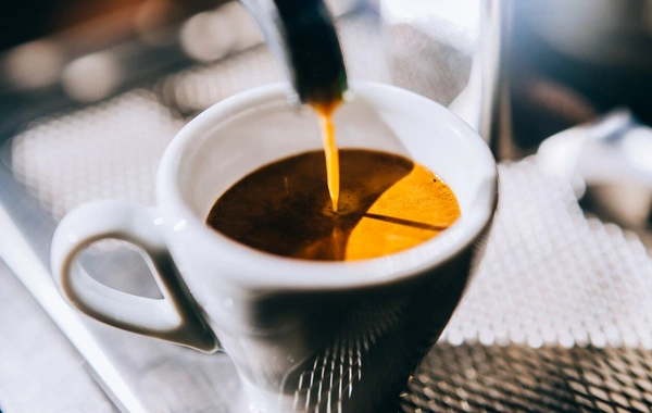 Kofe içməyə neçə yaşdan başlamaq olar?