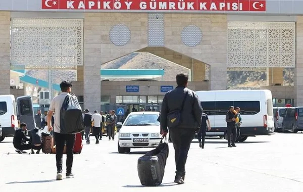 Türkiyə-İran sərhədində gündəlik sərnişin daşımaları qarşılıqlı olaraq dayandırıldı