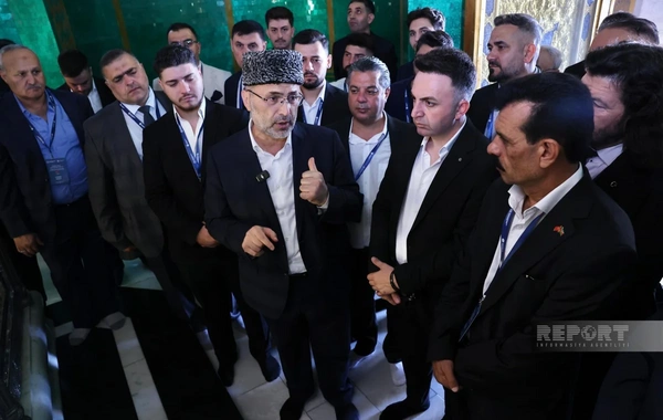 Türkiyə, Gürcüstan və İraqın azərbaycanlı din xadimləri Bibiheybət məscidini ziyarət edib