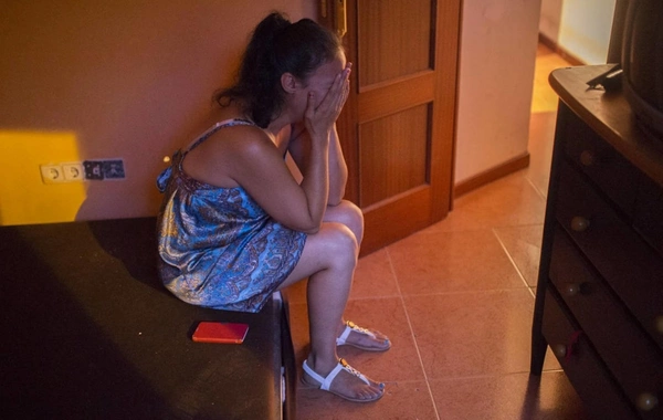 21 yaşlı Ləman bacısının həyat tərzinin qurbanı olub - Əri ilə mübahisəsi yaranıbmış