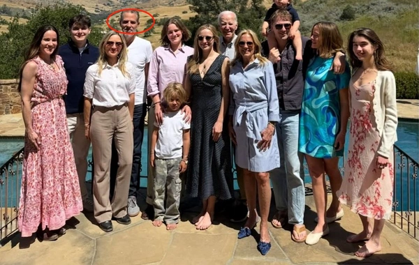 Baydenin oğlu ABŞ-ni tərk edib