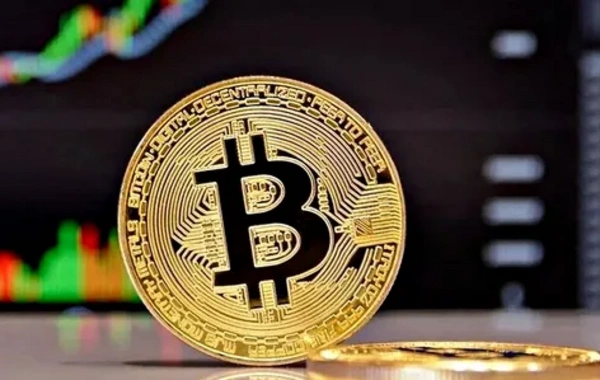 Биткоин рухнул на 9% за сутки