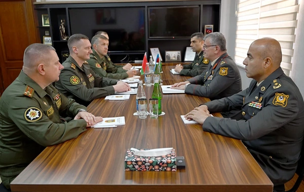 Azərbaycan və Belarus arasında hərbi obyektlərin mühafizəsi müzakirə olunub