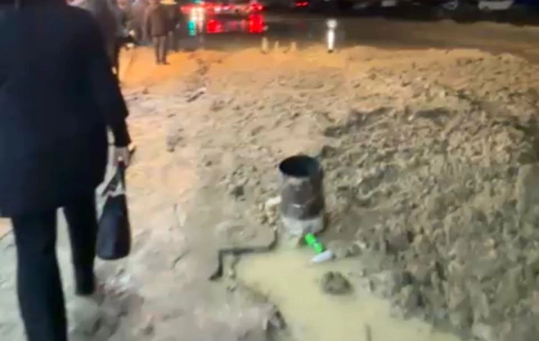 Bakıda yolun təmiri vətəndaşları çıxılmaz hala salıb