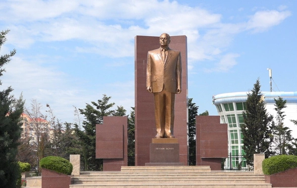 FHN Ulu Öndər Heydər Əliyevin anadan olmasının 102-ci ildönümü münasibətilə tədbir keçirib