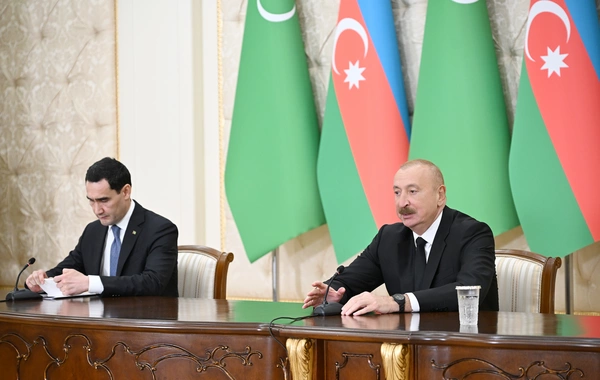 Azərbaycan və Türkmənistan prezidentləri mətbuata bəyanatlarla çıxış ediblər