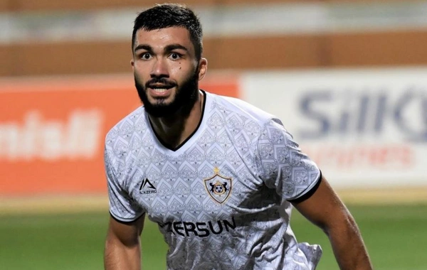 Azarkeşdən Musa Qurbanlıya: Papaya de oyunçu alsın