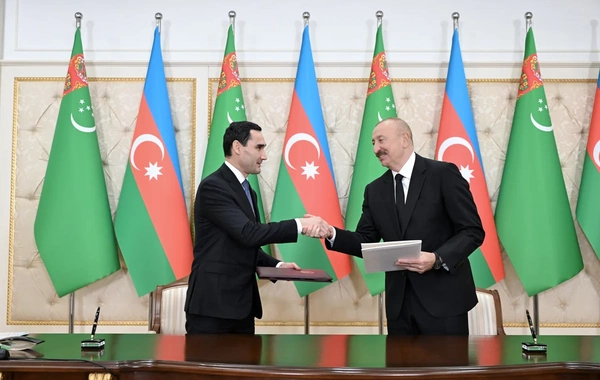 The exchange of Azerbaijani-Turkmen documents took place