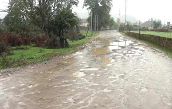 Yayda toz-torpaq, qışda palçıq: Kənd camaatını bezdirən yol problemi