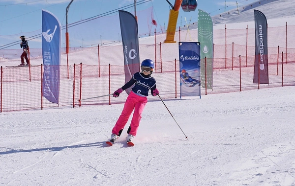 Xizək yarışı üzrə Heydər Əliyev Kuboku keçirilib