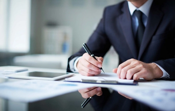 Azərbaycanda dövlət qulluqçularının təminatı ilə bağlı məsələlərin tənzimlənməsi təkmilləşdirilir