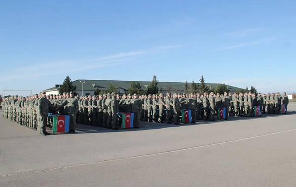 Azərbaycan Ordusunda andiçmə mərasimləri keçirilib