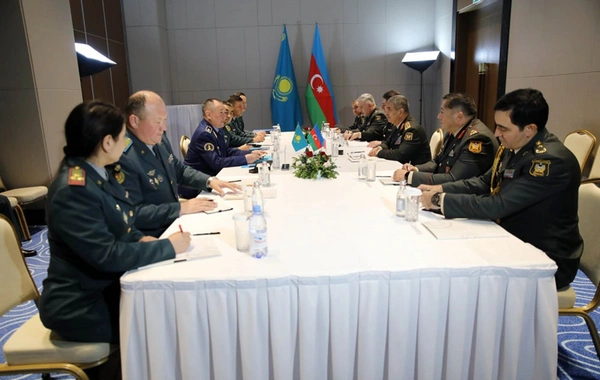 Qazaxıstanda Zakir Həsənova medal təqdim edilib Qazaxıstanda Zakir Həsənova medal təqdim edilib