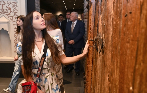 Leyla Əliyeva və Arzu Əliyeva Şəkidə tarixi-memarlıq abidələrinin bərpadan sonra açılışında iştirak ediblər