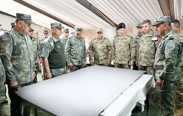 Руководство Министерства обороны понаблюдало за ходом тренировок в рамках учений