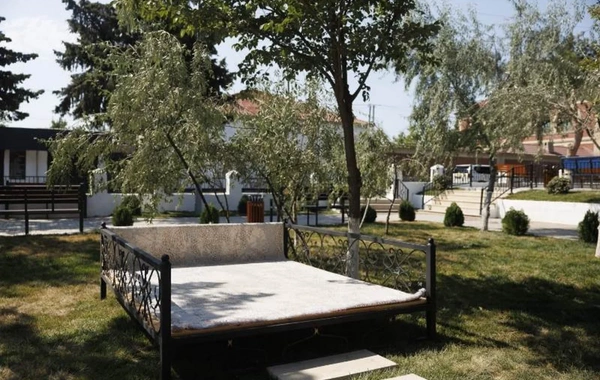 Suraxanıda 14 İyul küçəsi və parkda abadlıq işləri aparılıb