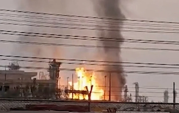 İsrail təyyarələri Buşehrdəki İran qaz təsisatına zərbə endirib