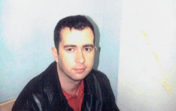 История самого обаятельного афериста Британии: он крал не только деньги, но и судьбы