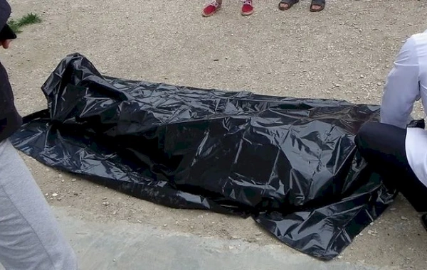 Bakıda avtomobil asfaltda sərxoş vəziyyətdə uzanan 23 yaşlı gənci vuraraq öldürüb