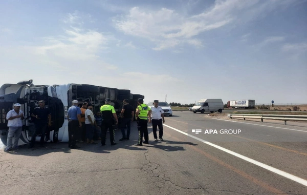 Bakı-Qazax magistralında TIR aşıb