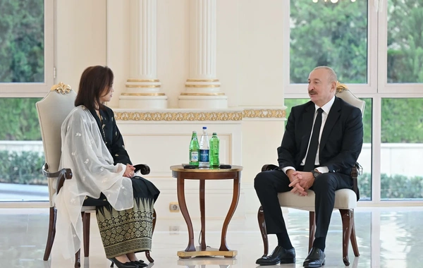 İlham Əliyev Malayziyanın Azərbaycanda yeni təyin olunmuş səfirini qəbul edib