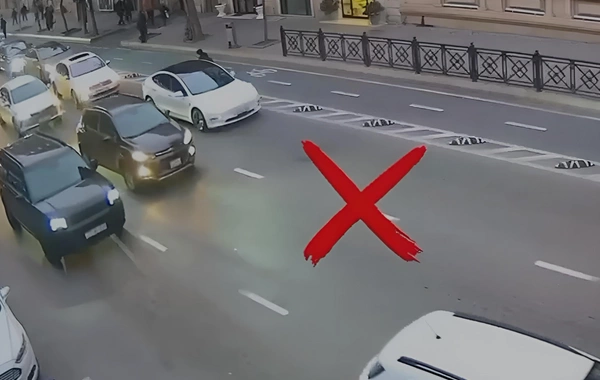 Bakıda tıxaca səbəb olan sürücülərin GÖRÜNTÜLƏRİ