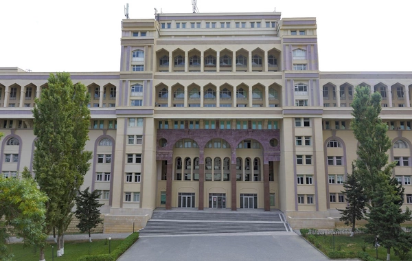 Tibb Universitetində təhsil haqqı niyə artırılıb?