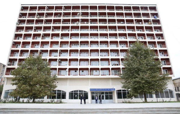 AHİK sədri qurumun Əmək və Sоsial Münasibətlər Akademiyasında tədrisin vəziyyəti ilə maraqlanıb