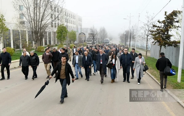 Xarici diplomatlar Şuşada yeni inşa edilən məsciddə olub
