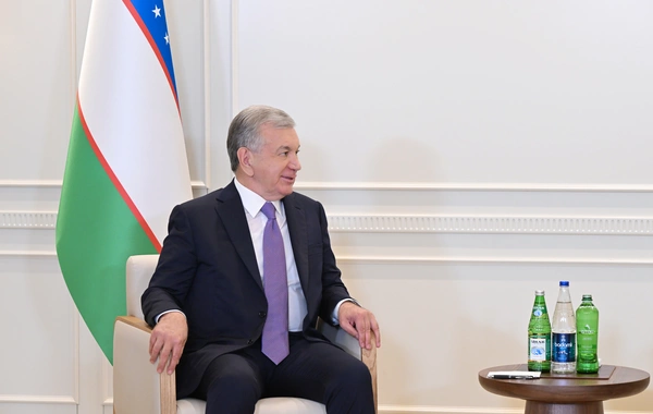 İlham Əliyev Özbəkistan Prezidenti ilə görüşüb