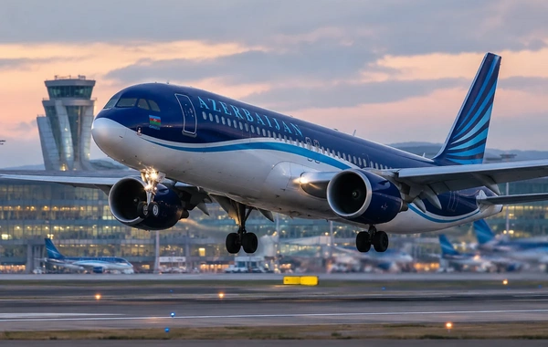 AZAL-ın Moskva reysləri təxirə salındı: Təyyarələrdən biri məcburi eniş etdi
