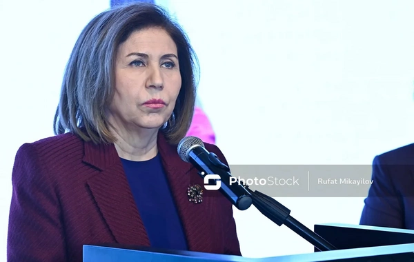 Bakıda "Qərbi azərbaycanlıların milli geyim irsi" albom-kitabın təqdimatı keçirilib