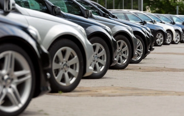 Azərbaycanda daha 40 nəqliyyat vasitəsi özəlləşdirilib