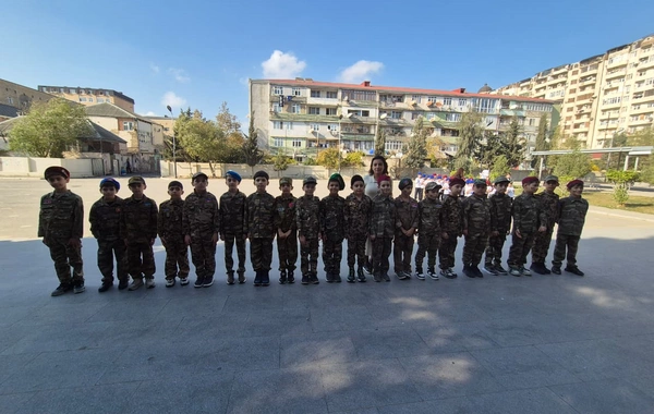 Xırdalanda məktəb-liseydə Zəfər günü ilə bağlı tədbir