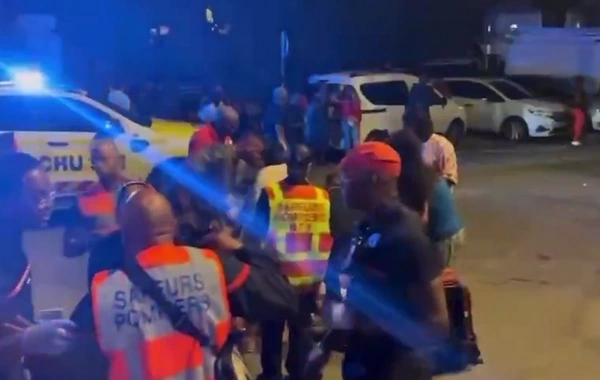 Qvadelupa adasında insident: Avtomobili Milad yarmarkasına yığışan insanların üzərinə sürdülər