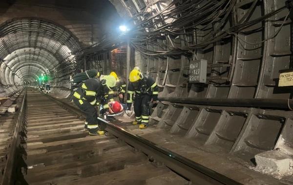 FHN metroda təlim keçirib