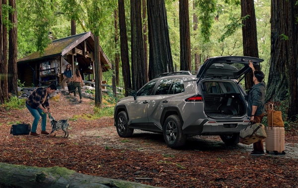 Tamamilə Yeni RAV4 – Hər macərada daha möhkəm və daha rahat