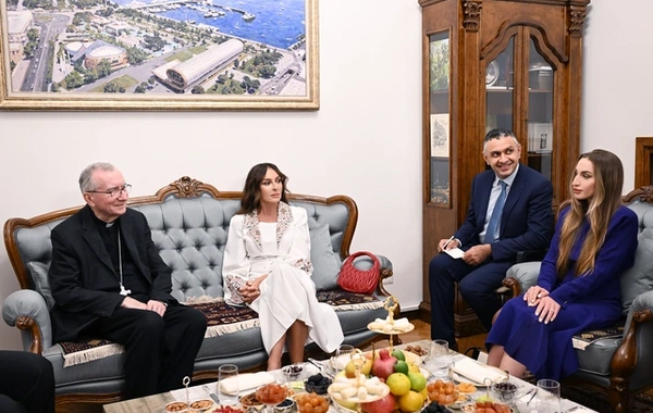 Mehriban Əliyeva Azərbaycanın Müqəddəs Taxt-Tacdakı səfirliyinin inzibati ofisinin açılışında iştirak edib