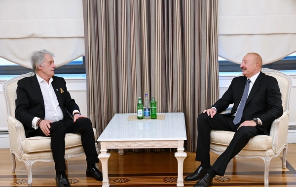 İlham Əliyev Ukraynanın sabiq Prezidenti Viktor Yuşenko ilə görüşüb