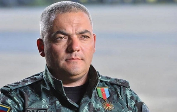 General-leytenant təqaüdə göndərildi