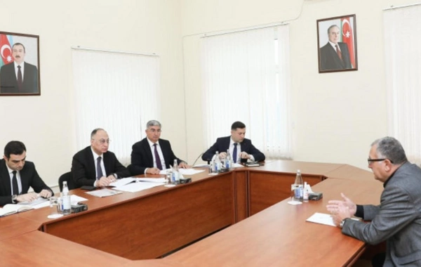 AQTA sədri Oğuzda vətəndaşları qəbul edib