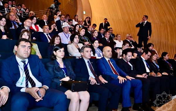 Bakıda Birinci Türkoloji Qurultayın 100 illiyinə həsr olunmuş "Türk Dünyası Həftəsi"nin açılış mərasimi olub