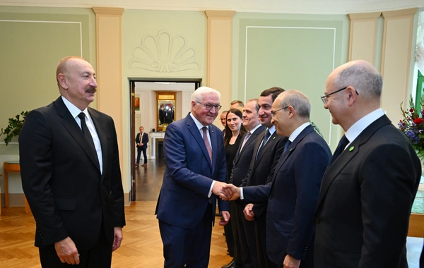 Azərbaycan və Almaniya prezidentlərinin geniş tərkibdə görüşü olub