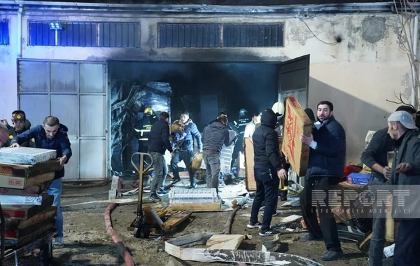 Bakıda güclü yanğın: Hadisə yerindən GÖRÜNTÜLƏR