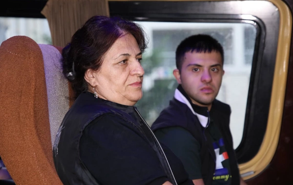 Köç karvanı Cəbrayıla çatıb, açarlar təqdim edilib
