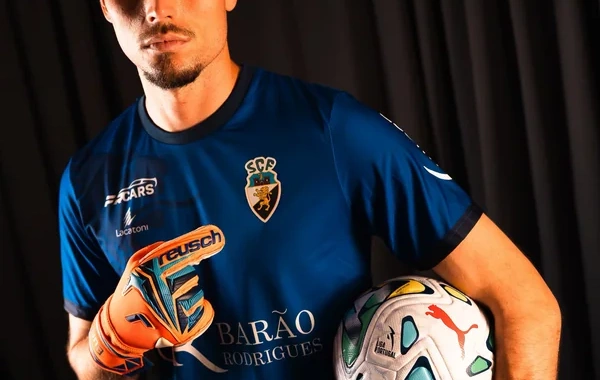 "Qarabağ"dan ayrılan qapıçı Portuqaliya klubuna transfer oldu