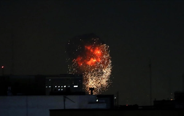 İranda internet kəsintisi iqtisadiyyata milyonlarla dollar zərər vurur